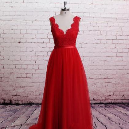 Handmade High Quality Classic Lace Red Prom Dress..