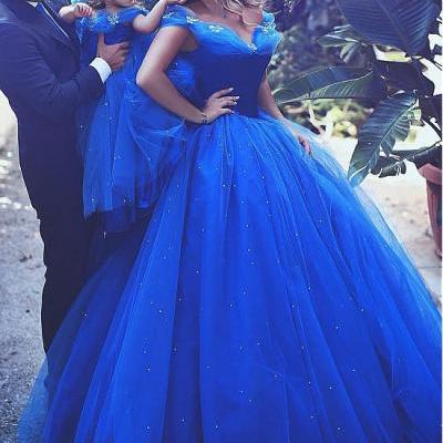 Attractive Tulle Off-the-shoulder Neckline Ball Gown Formal Dresses With Hot Fix Rhinestone wedding gowns